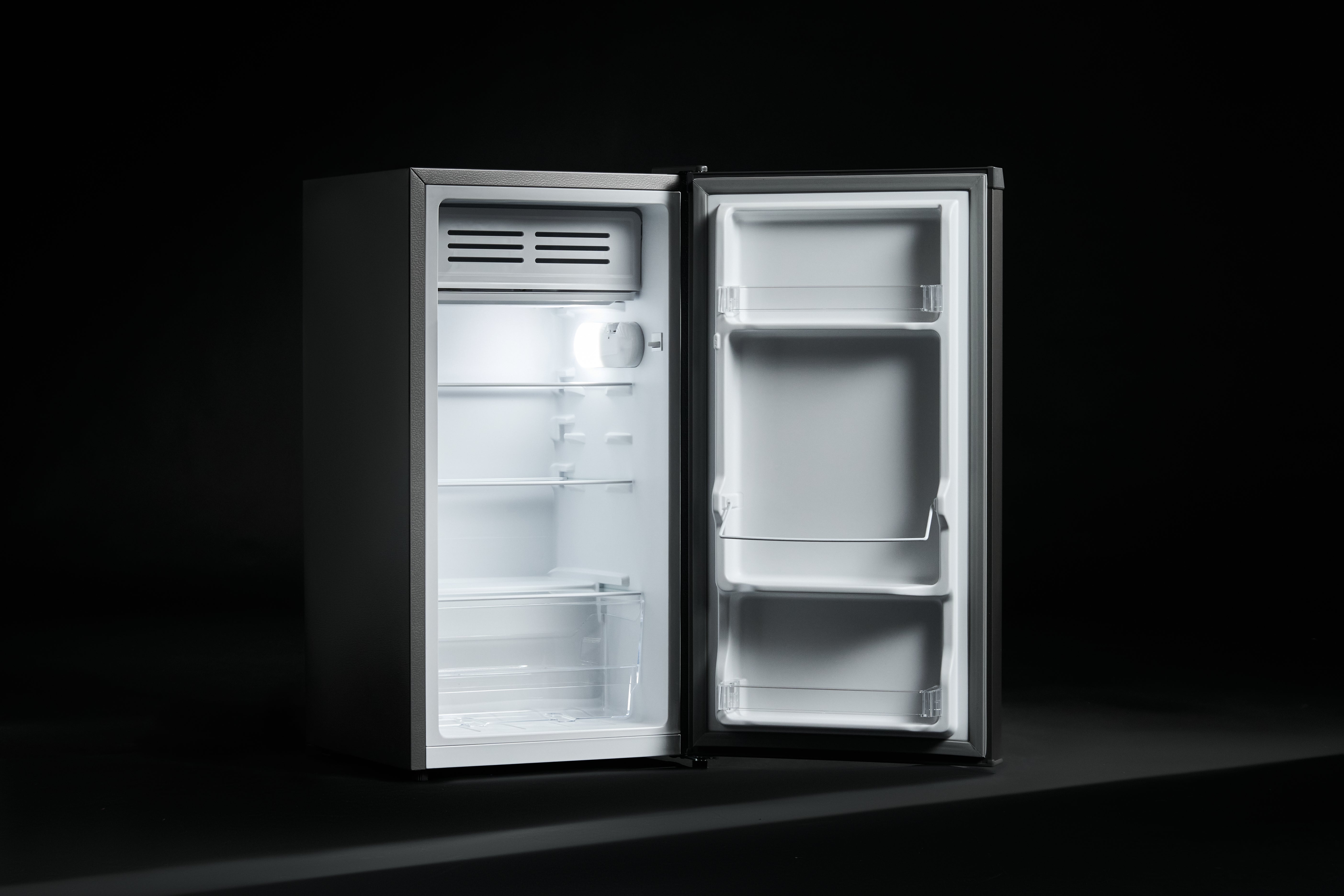 NEV. MINIBAR SWAN SW-120DT - 83L