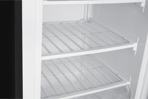 Congelador Vertical SWAN 242L Inox Puerta Sólida | SW1-33