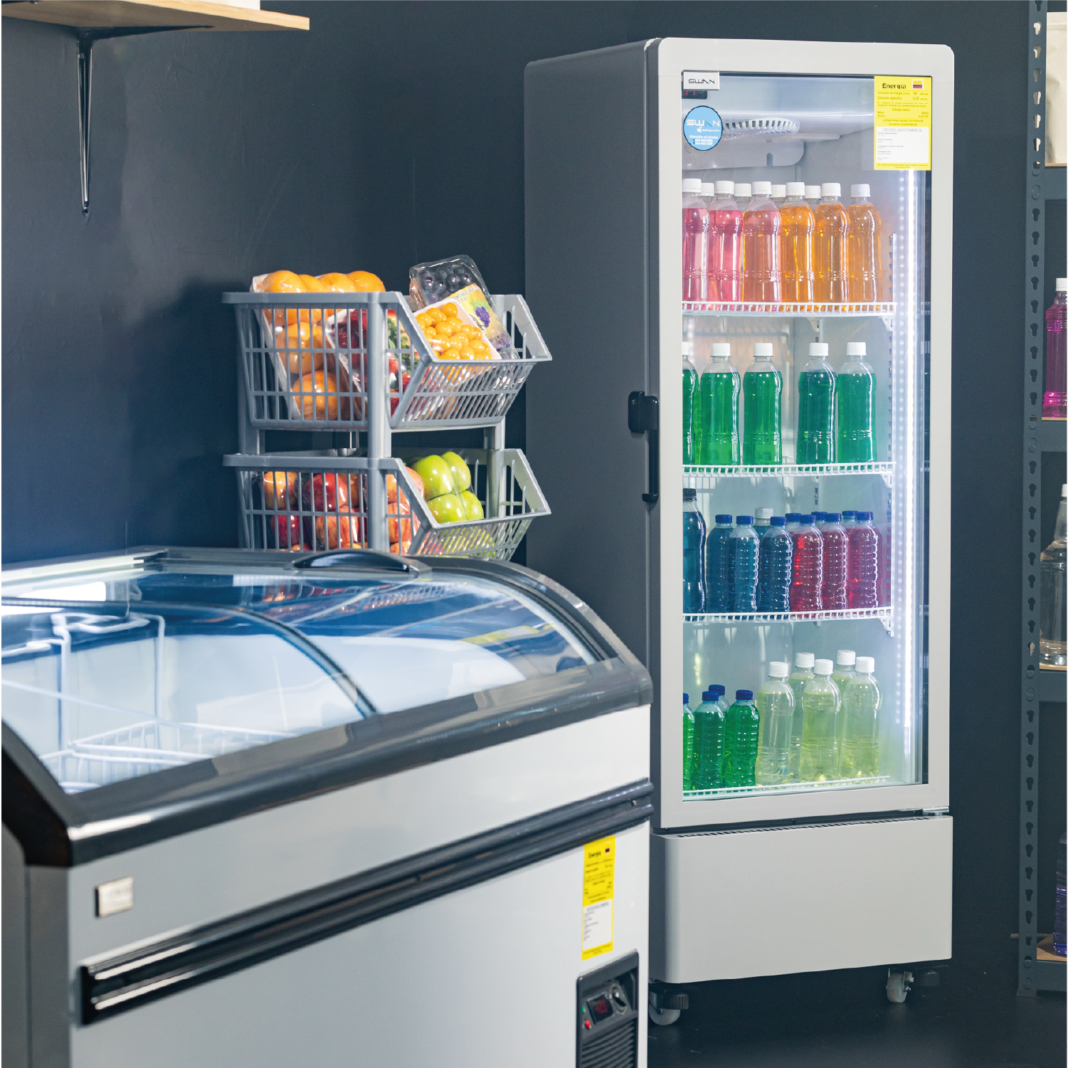 VITRINA REFRIGERADA SWAN 217 Litros | XLS 215W